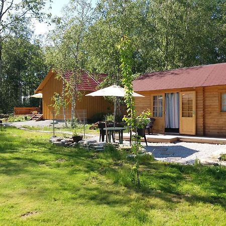 Hueueru Puhkemajad Guest House Huuru Exterior photo